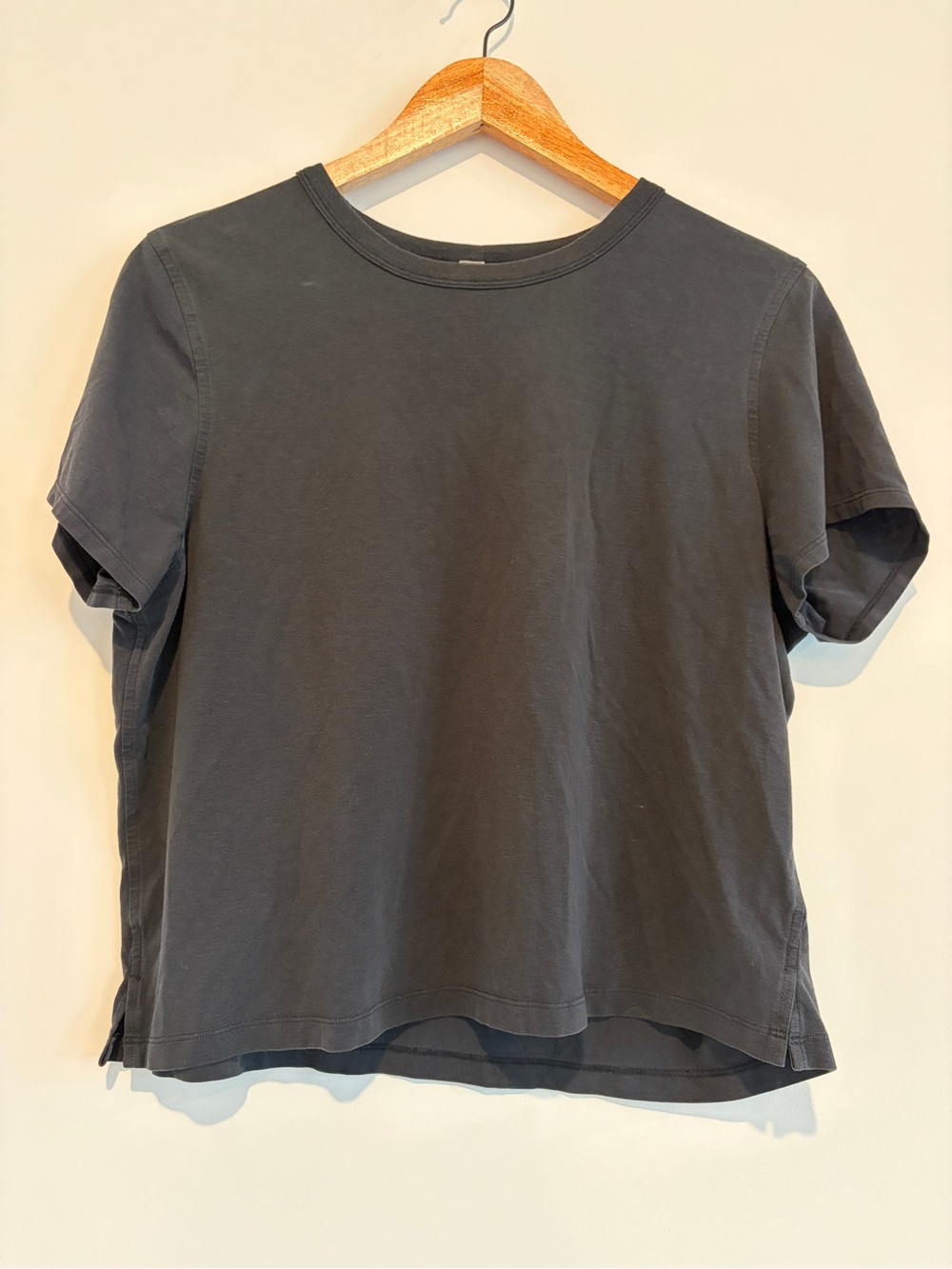 Lululemon Classic Fit Cotton Blend T-Shirt Size 10 Charcoal Gray